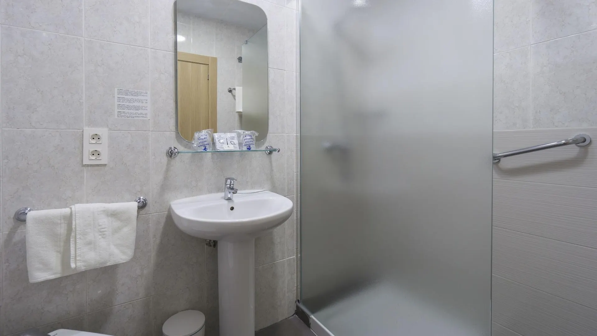 **  Hotel Sur Малага Испания